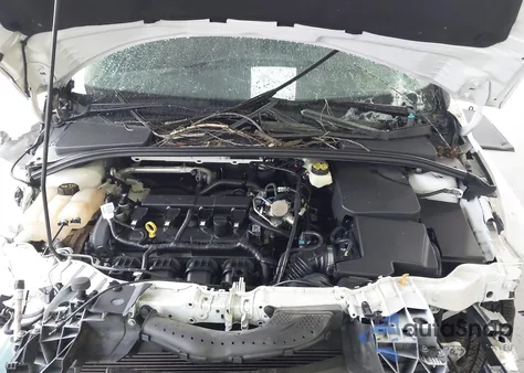 2017 Ford Focus Se z USA, uszkodzony, nr VIN 1FADP3F2XHL309532